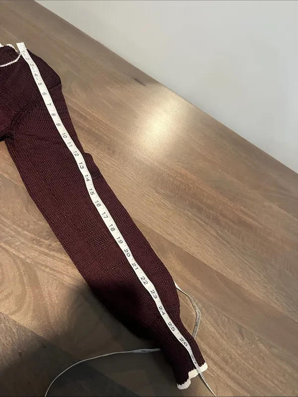 Reiss Brown V-Neck Sweater with White Trim Sz S - Image 6