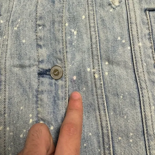HOLLISTER Women's Distressed Tie Dye Destroyed Denim Jean Jacket Size Small - Image 9