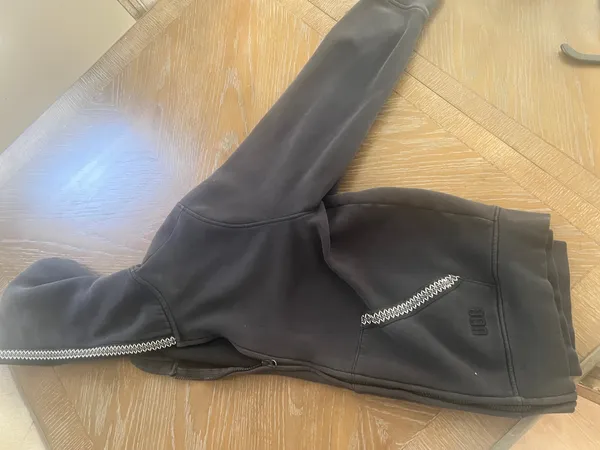 Black UGG Zip Up Sweater Sweater large - Image 4