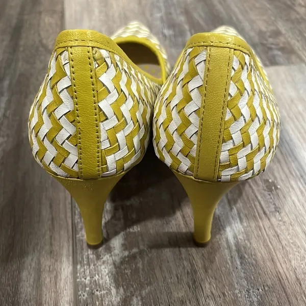 Boden Alice woven leather chevron pumps - Image 4