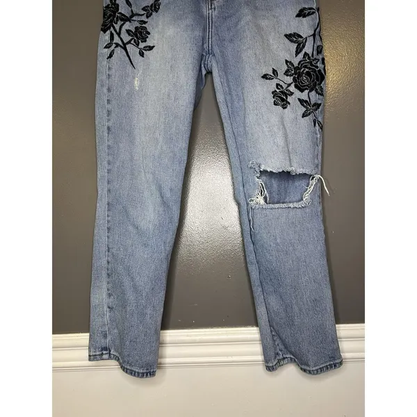 PacSun Mom Jeans Womens 29 Light Wash Hi Rise Embroidered Floral Denim - Image 3