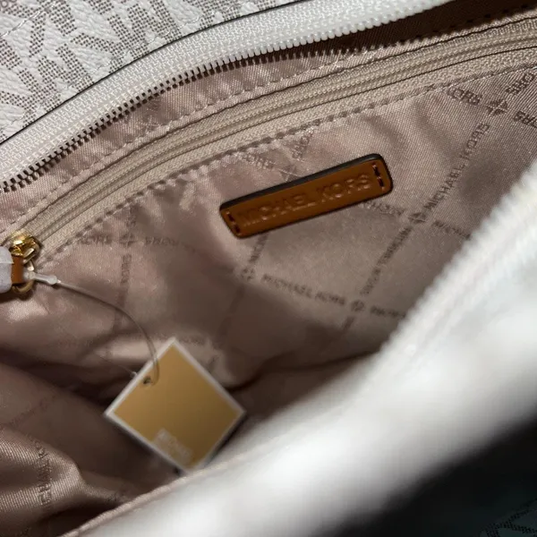 Michael Kors Vanilla Mirella Small Shopper Handbag Purse - Image 7