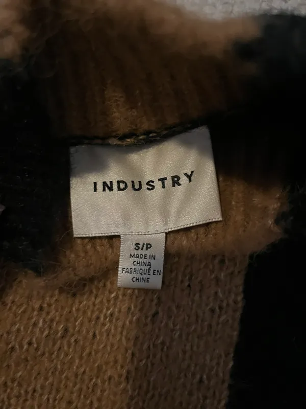 Brown Checkered Turtle Neck Sweater - Image 3