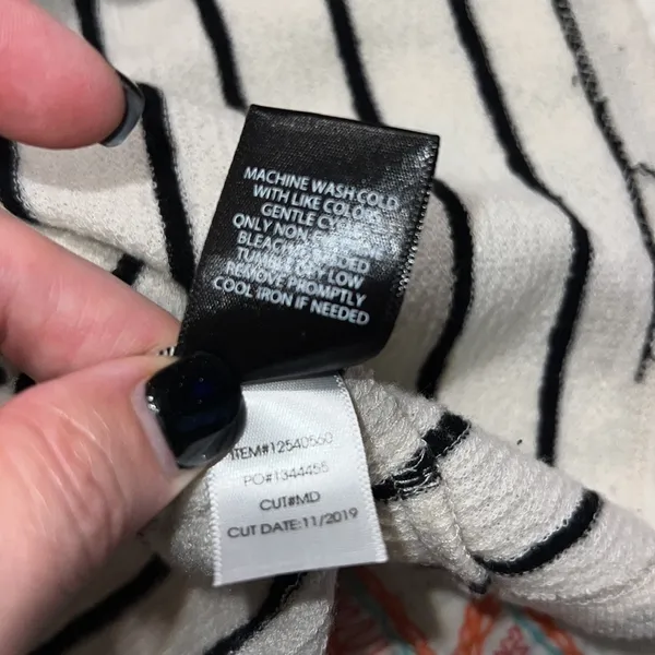 TORRID size 1 striped black off white striped button down front short sleeve top - Image 6