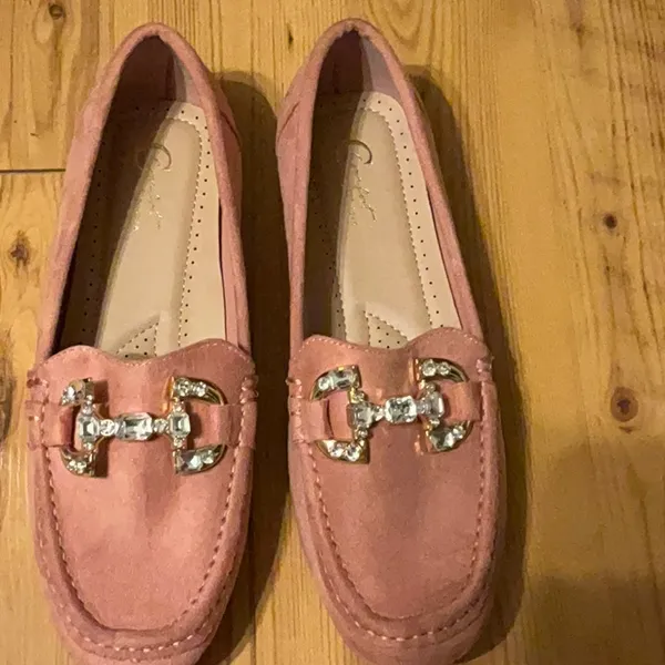 Cato Women’s Pink Suede Loafers with Crystal Horsebit Sz10 - Image 2