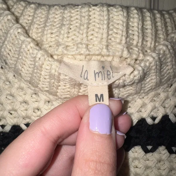 LA MIEL Beige and Black Knit Vest - Image 2