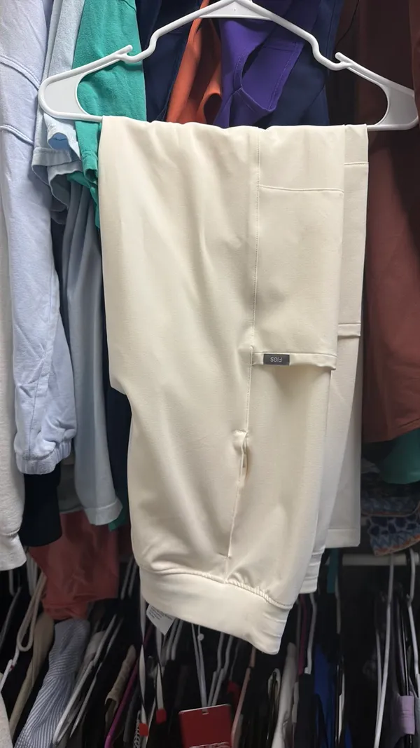 Figs High-Waisted Scrub Pants Off White M Limited Edition Olympics - Image 2