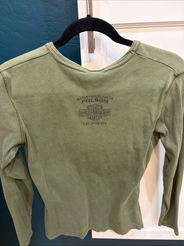 Harley Davidson olive green long sleeve shirt - Image 2
