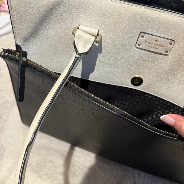 Kate Spade Black and White Tote Bag - Image 3