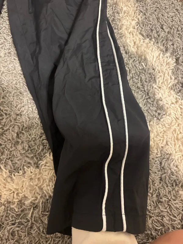 wild fable size small windbreaker pants.  - Image 2