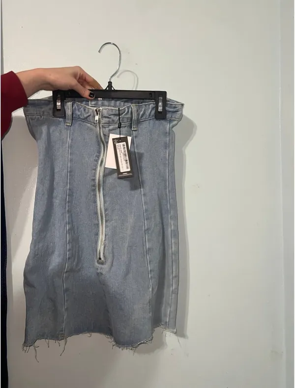 Pretty Little Thing denim dress - Image 3