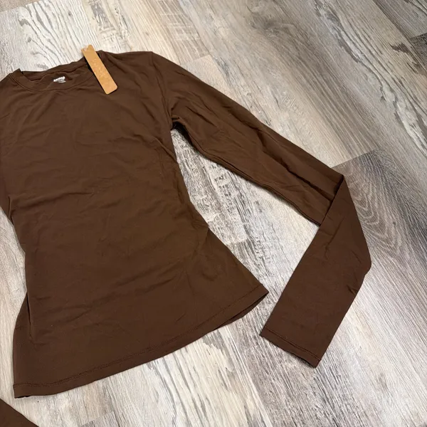 Skims fits everybody long sleeve shirt cocoa brown size xxsmall - Image 2