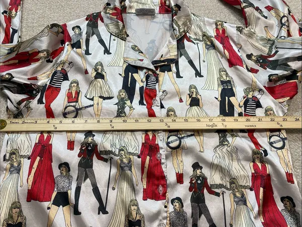 Taylor Swift Cream Button-Down Top with Red & Black Figurine Print Size M - Image 10