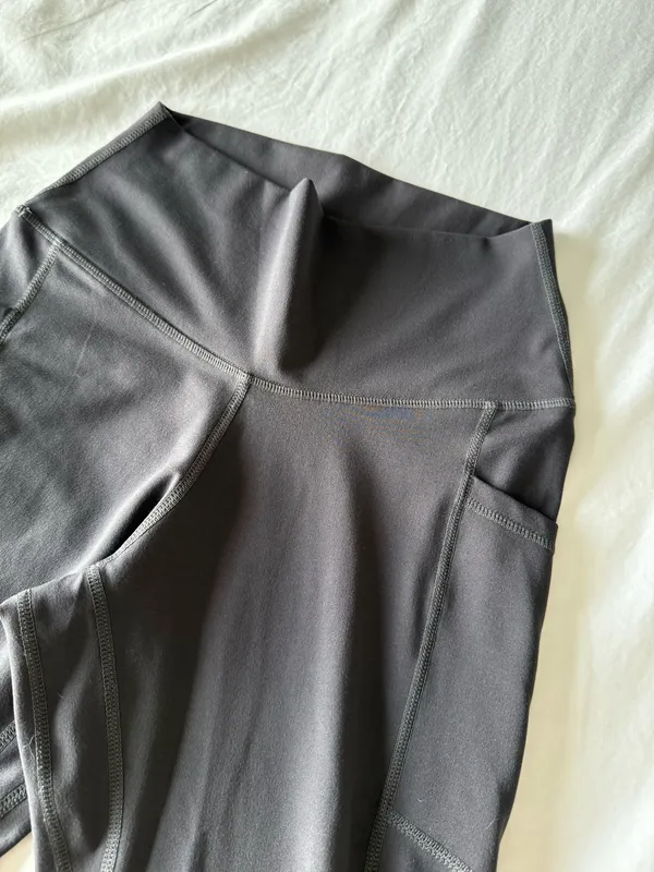 Charcoal Grey Cropped Leggings With Pockets - Image 3
