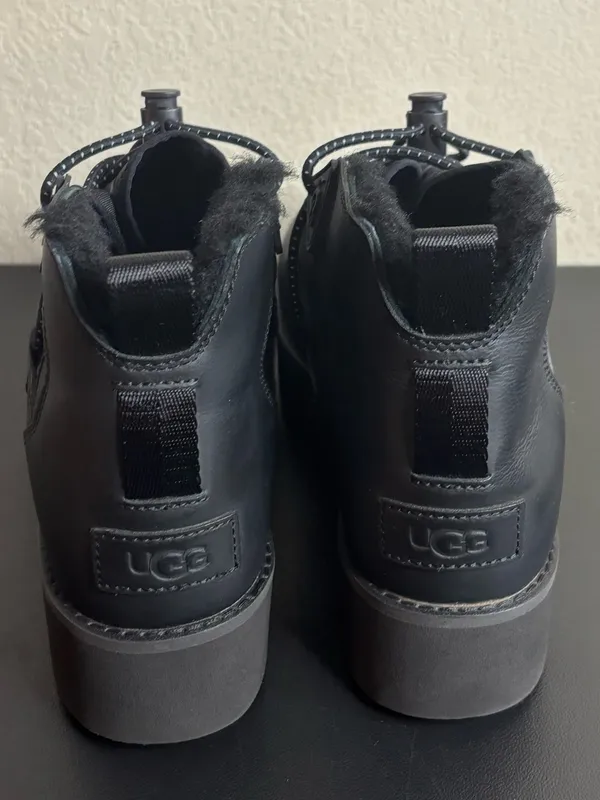 UGG Classic Rising Toggle Platform Boots Matte Black size 8 - Image 2