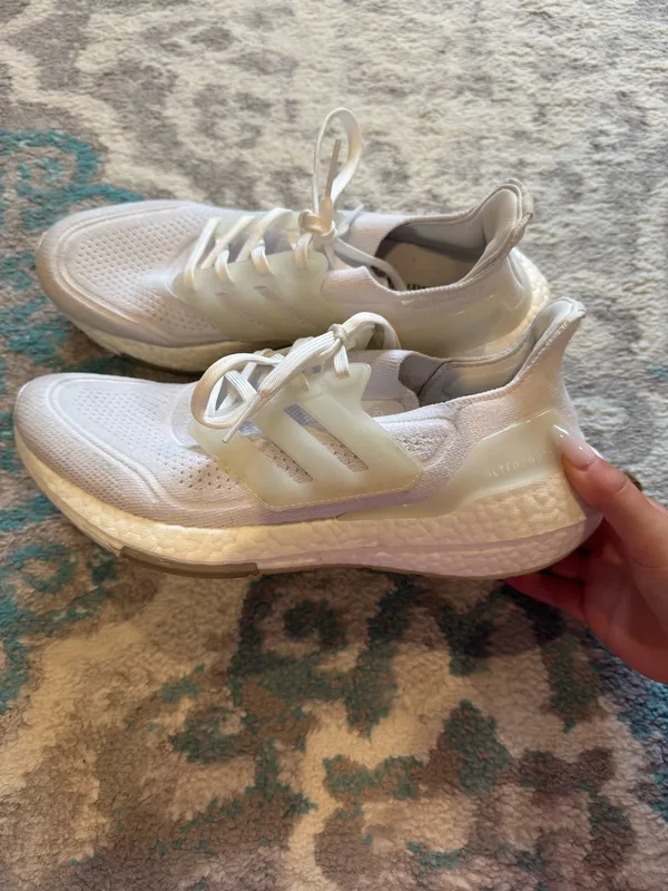 Adidas Shoes - Image 3