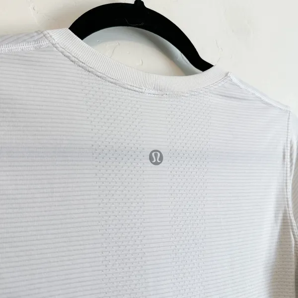 Lululemon | Swiftly Breathe Long Sleeve Athletic Top in White - Image 6