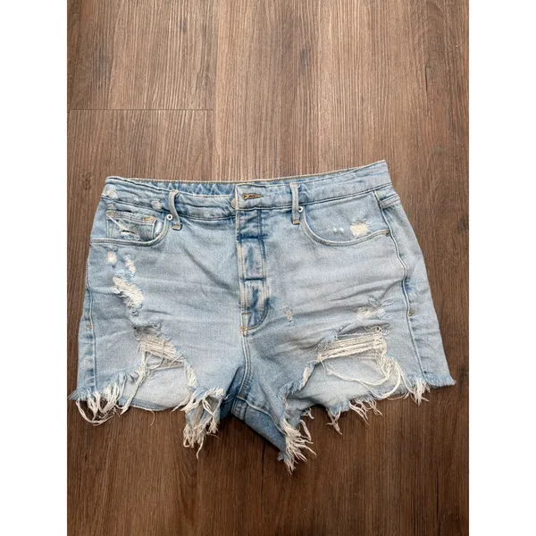 Good‎ American Distressed Denim Shorts Light Wash Button Fly Size 10 - Image 2