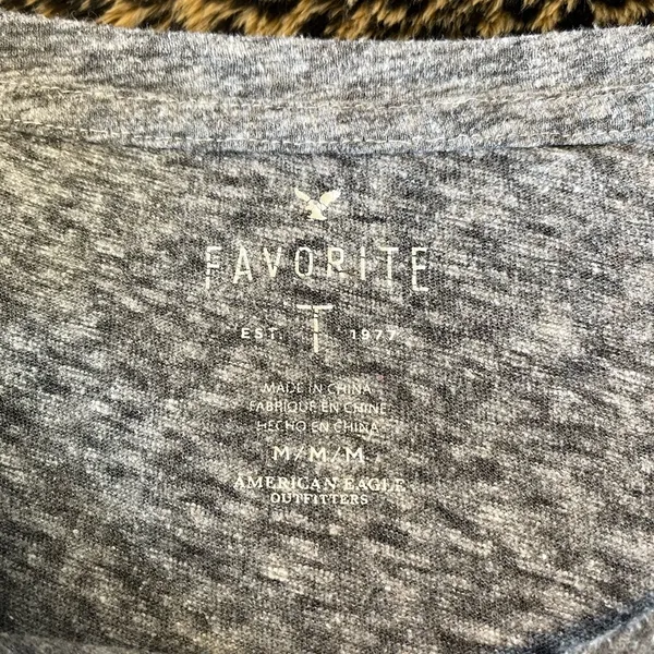 American Eagle Favorite T “LOVE” in Grey Heather - Image 4