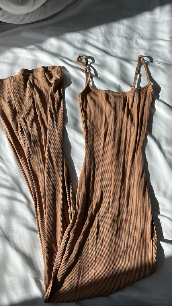 SKIMS Soft Lounge Slip Dress Long Camel - Image 5