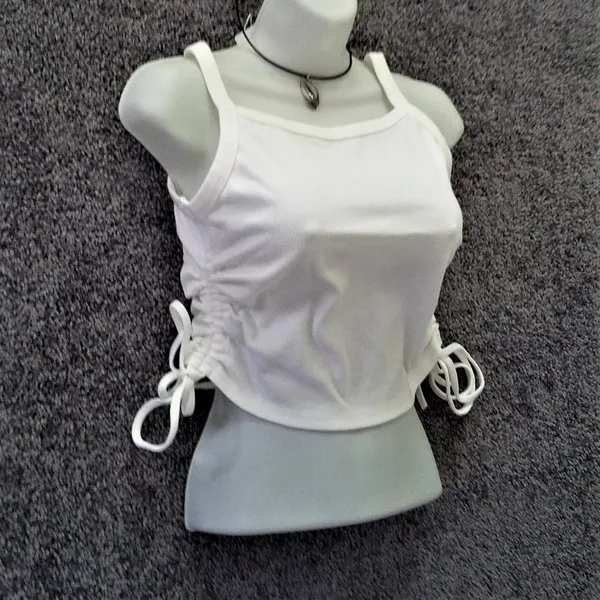 White Tank Top Size Medium NWT - Image 10