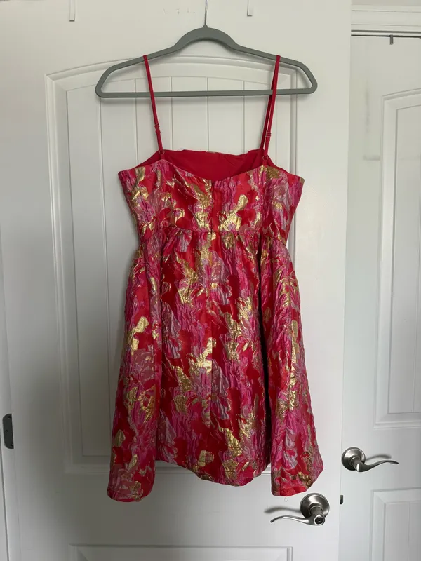 Boutique Dress - Image 4