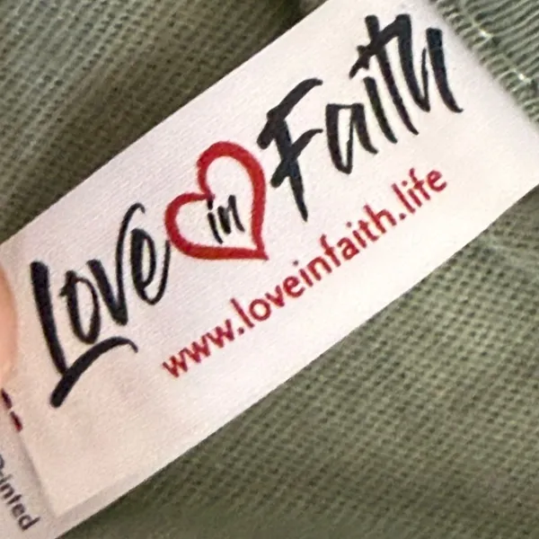 Faith In Love Teach Love Inspire Tee Green 2X NWT - Image 5