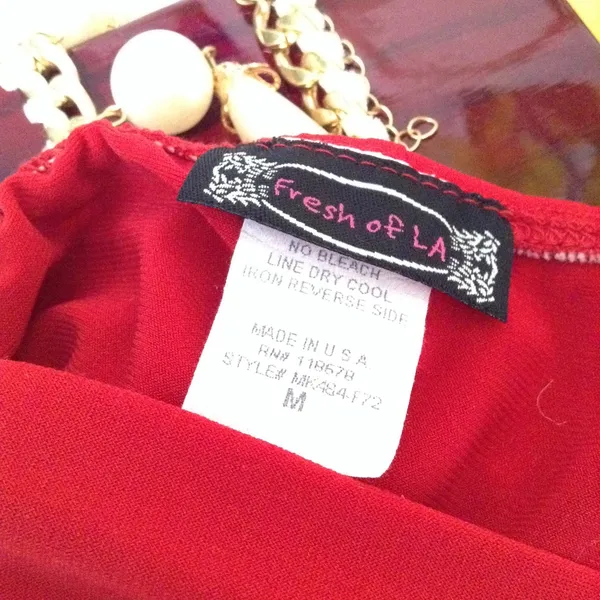 ⬇️SLEEVELESS RED TOP Size M - Image 5