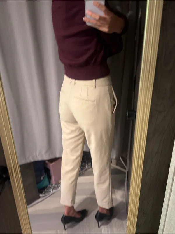 Club Monaco Mid Rise Slim Cropped Dress Pants in Natural Tan Size 00 Regular - Image 4