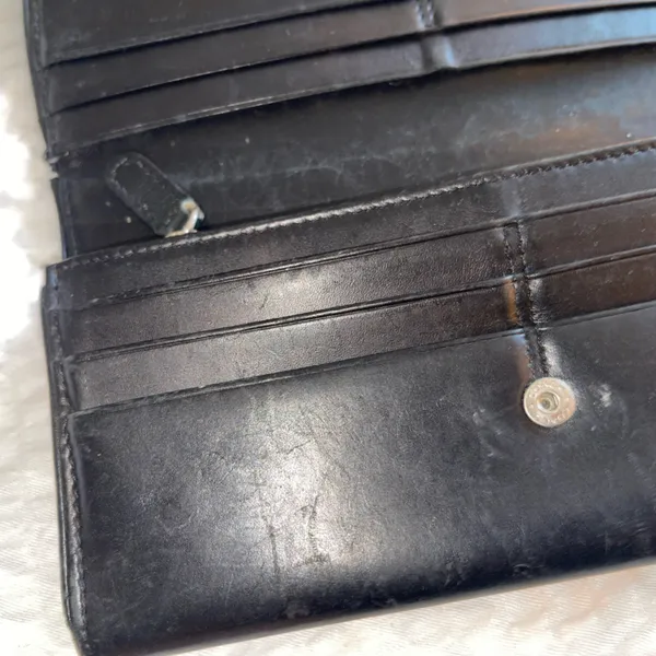 Coach Classic Black Leather Wallet - Image 10