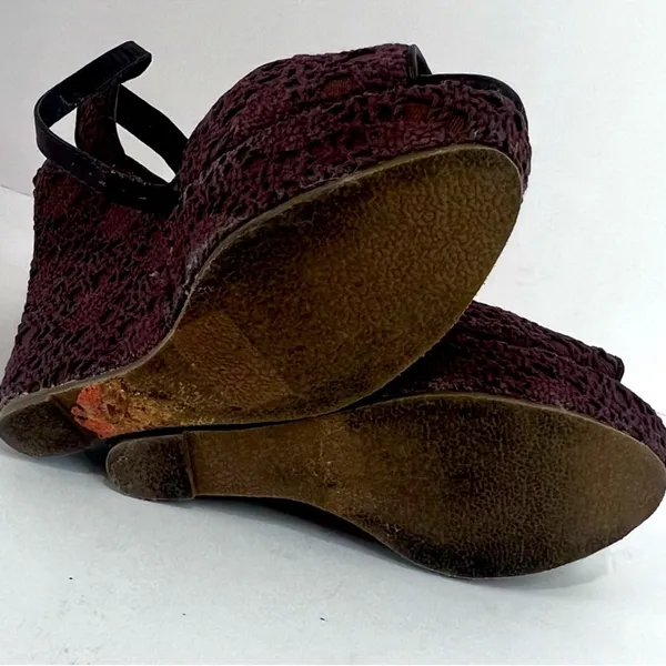 Wild Diva Lounge Brown Crochet Platform Wedge Sandals Size 6 Y2K - Image 9