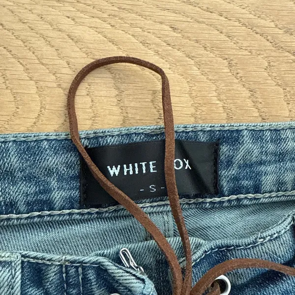 White Fox Low Rise Flare Jeans Original Trendsetter Brown Tie Size S in Blue - Image 3
