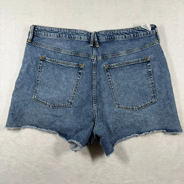 Good‎ American High Rise Distressed Denim Cut Off Shorts Blue Size 20 GB002T - Image 10