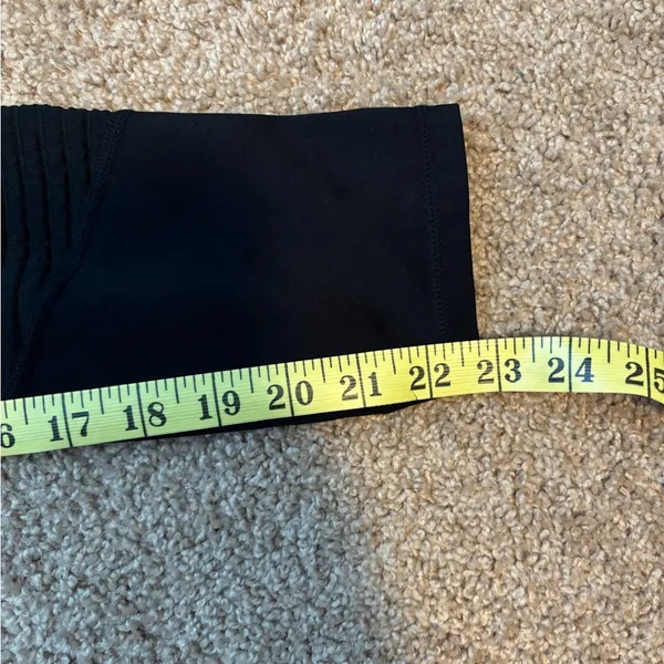Motion 365 By Fabletics Black High-Waisted Leggings Size Medium - Image 7