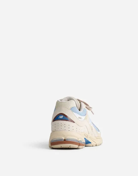 New Balance Sneakers - Image 3