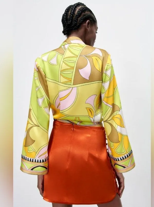 ZARA High-waisted Mini Orange BUTTONED SATIN EFFECT SKIRT Sz S - Image 2