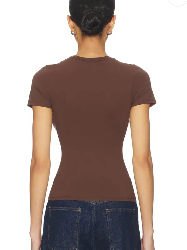 SKIMS Fits Everybody Short Sleeve Tee in Cocoa size XL Crewneck Brown - Image 2