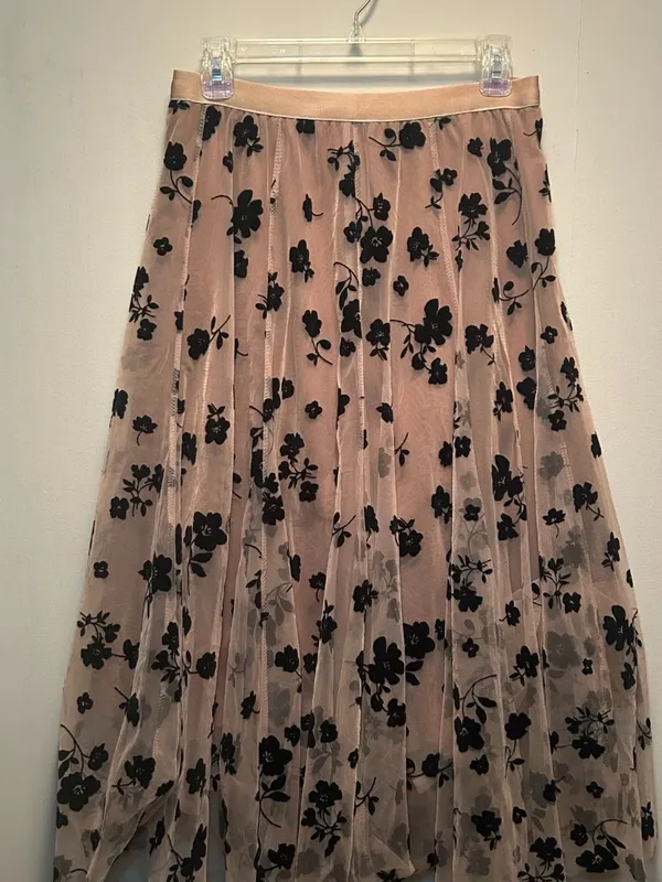 Chicwish 3D Posy Double Layered Mesh Midi Skirt in Taupe with Black Flowers Size S - Image 3