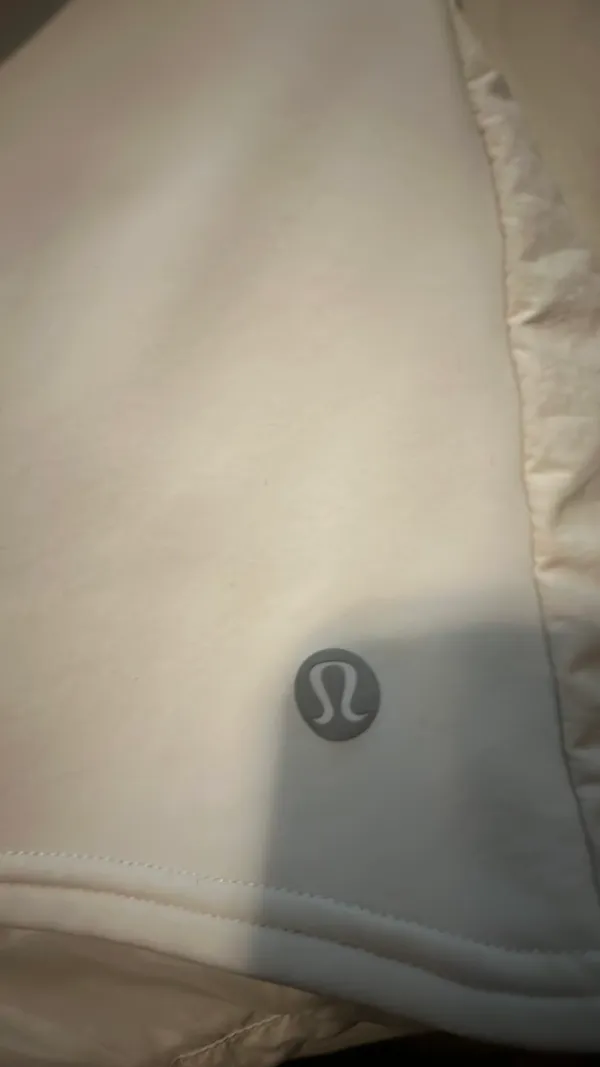 Lululemon Vest Puff white - Image 3