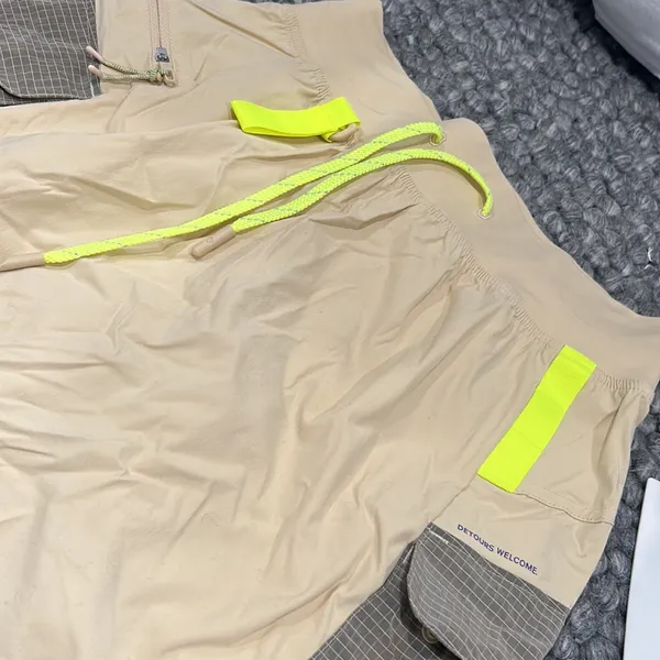NWT‎ LULULEMON MULTI-Pocket Cargo HR Hiking Skirt Size 4 - Image 2