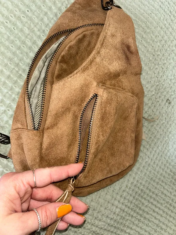 We The Babes Harper Sling Bag Brown - Image 3