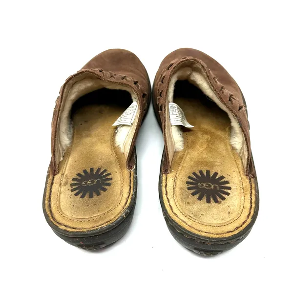UGG Size 9 Brown Leather Clog‎ Sherpa Lined Slip On Porch Shoes Garden - Image 4