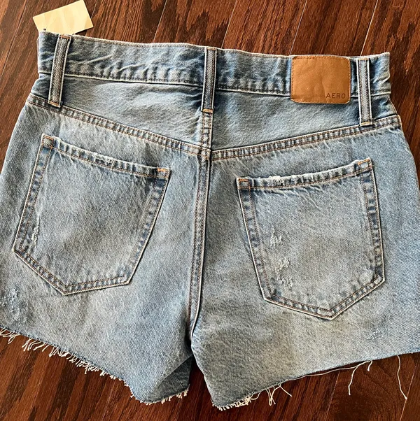 Aeropostale 90s High Rise Cut-Off Shorts - Image 2
