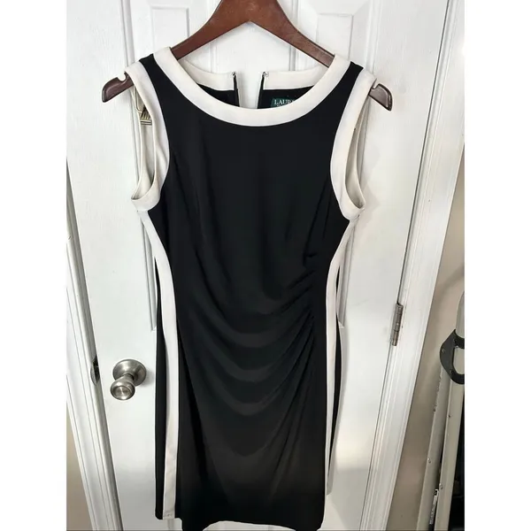 Ralph Lauren Black and white short dress sleeveless with the white trim size 10 - Image 10