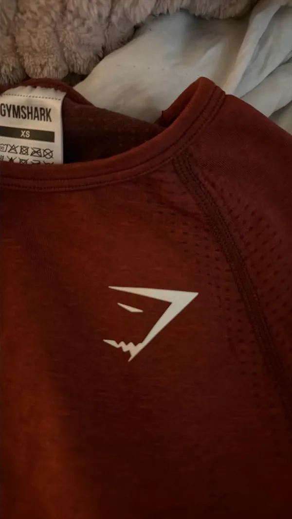 Gymshark Long Sleeve Crop Top - Image 3