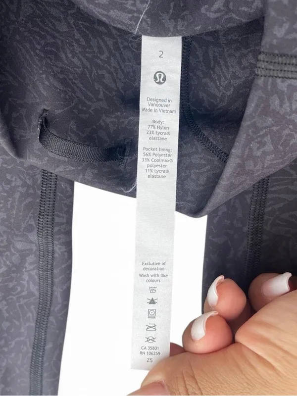Lululemon Wunder Train High-Rise Crop 23” leggings in Black Size 2 - Image 4