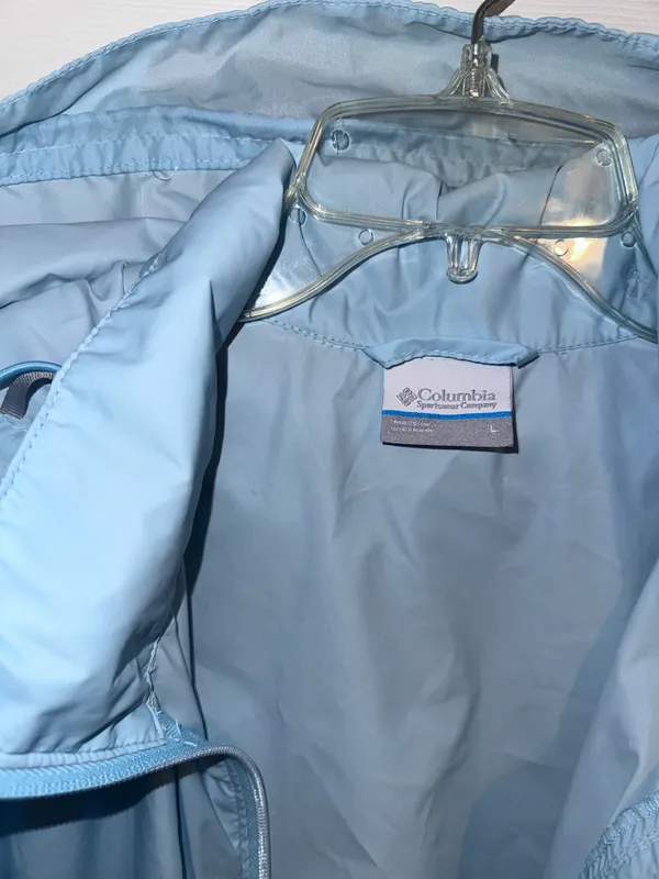 Columbia Light Blue Windbreaker Hooded Jacket - Image 7