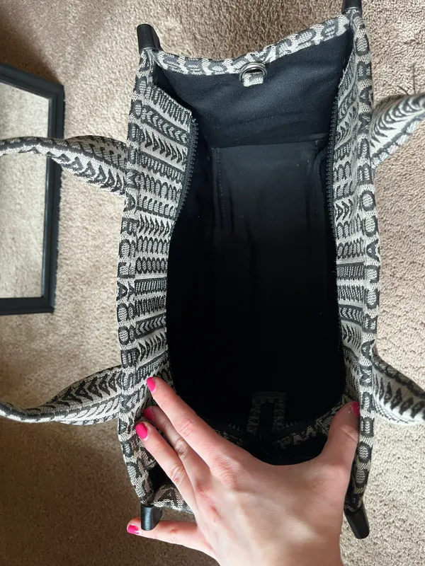 Marc Jacobs Tote - Image 6