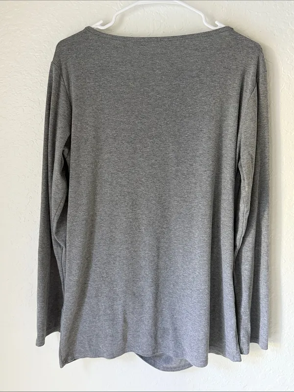 Gray Long-Sleeve Twist-Hem Top with V-Neck and Crisscross Detail Size Large - Image 5