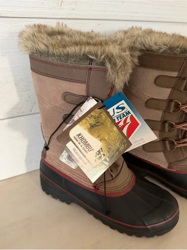 Khombu Northstar Suede Rubber Duck Toe Women's Size 8M Tan Black Snow Boots NEW - Image 5